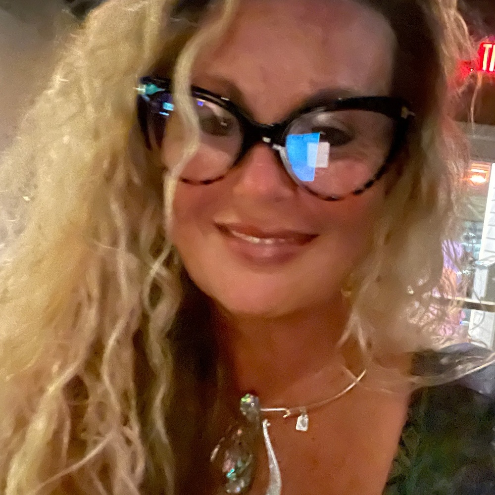 Meet your Posher, Renae